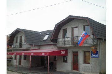 Slovaquie Privát Čachtice, Extérieur